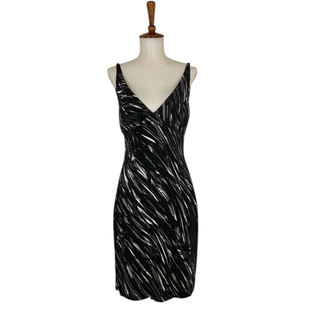 Milly Mini Sheath Dress Women’s 4 Sleeveless V-Neck Sexy Cocktail Date Night Out